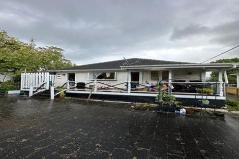 Photo of property in 6 Arahoe Road, New Lynn, Auckland, 0600
