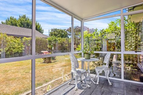 Photo of property in 2/98 Buchanans Road, Hei Hei, Christchurch, 8042
