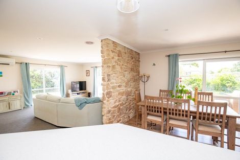 Photo of property in 59 Darlington Street, Ngatea, 3503