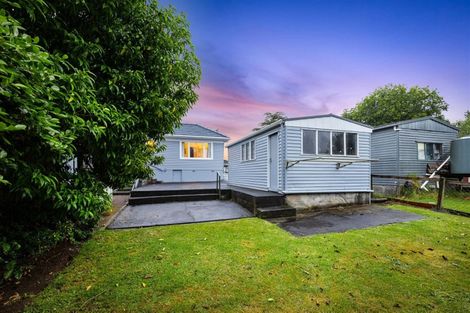 Photo of property in 58 Royal Road, Massey, Auckland, 0614