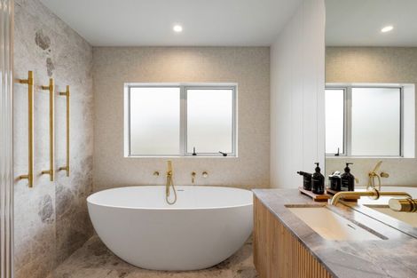 Photo of property in 17 Pohutukawa Drive, Eskdale, Napier, 4182