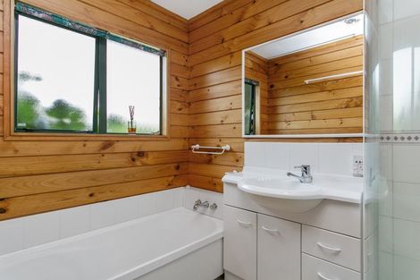 Photo of property in 19 Lakewood Drive, Nukuhau, Taupo, 3330