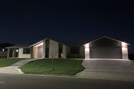 Photo of property in 30 Ruru Street, Cambridge, 3434