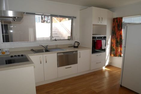 Photo of property in 12 Kowhai Grove, Raumati Beach, Paraparaumu, 5032