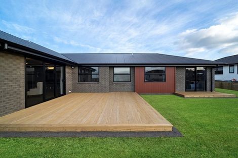 Photo of property in 35 Papawhero Drive, Bell Block, New Plymouth, 4312