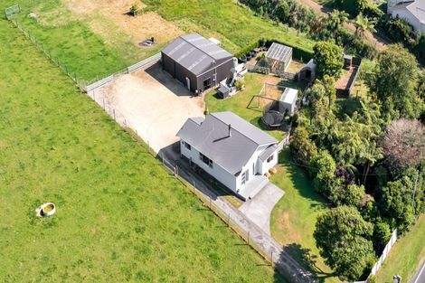 Photo of property in 1491 Eltham Road, Kaponga, Hawera, 4679