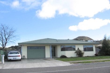 Photo of property in 84 Church Road, Taradale, Napier, 4112