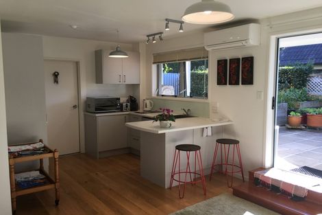 Photo of property in 3/7 Seacliffe Avenue, Belmont, Auckland, 0622