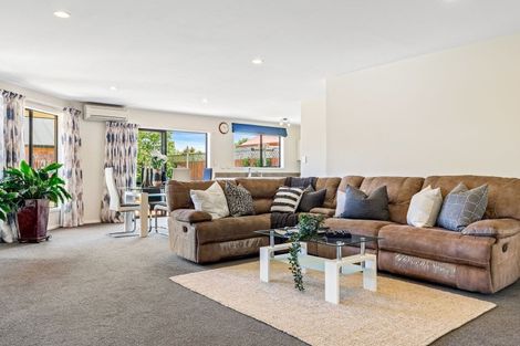 Photo of property in 17 Edward Stafford Avenue, Halswell, Christchurch, 8025