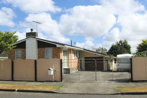 Photo of property in 15 Akron Grove, Totara Park, Upper Hutt, 5018