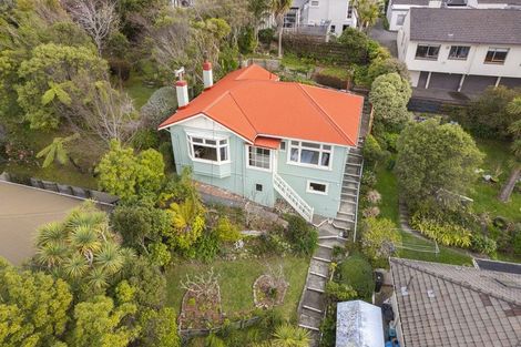 Photo of property in 4 Paisley Terrace, Karori, Wellington, 6012