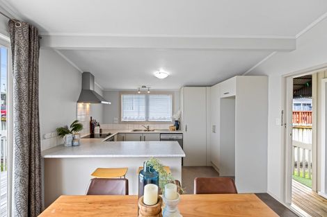 Photo of property in 346 Mahurangi East Road, Snells Beach, 0920