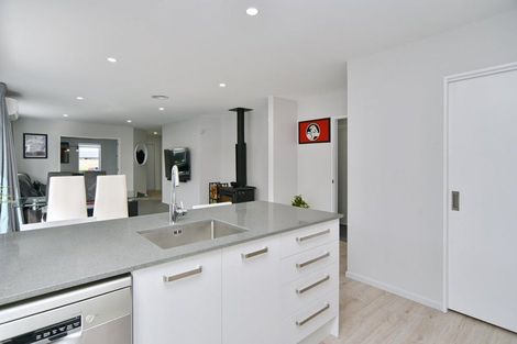 Photo of property in 13 Higgins Street, Woodend, 7610