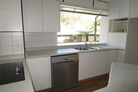 Photo of property in 100 Palatine Terrace, Saint Martins, Christchurch, 8022