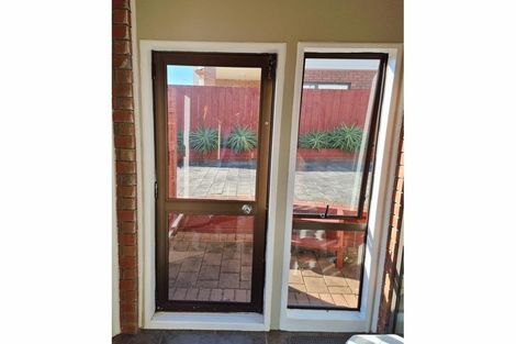 Photo of property in 28a Hayward Road, Papatoetoe, Auckland, 2025