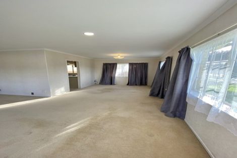 Photo of property in 52 Delmont Close, East Tamaki Heights, Auckland, 2016