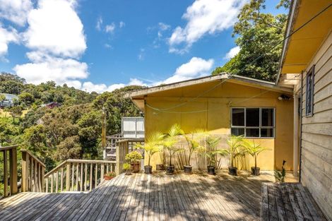 Photo of property in 35 Miro Road, Palm Beach, Waiheke Island, 1081