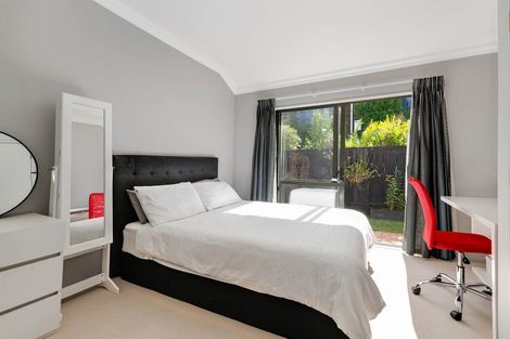 Photo of property in 53 Caribbean Drive, Unsworth Heights, Auckland, 0632