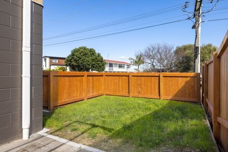 Photo of property in 329c Oceanbeach Road, Mount Maunganui, 3116