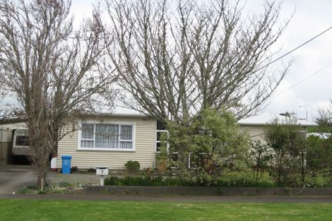 Photo of property in 9 Strange Street, Waitara, 4320