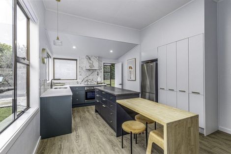 Photo of property in 210 Douglas Street, Highfield, Timaru, 7910