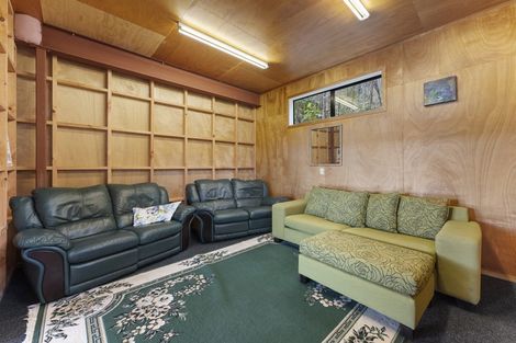 Photo of property in 11 Streets Way, Timberlea, Upper Hutt, 5018