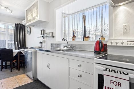 Photo of property in 18 Florida Street, Hornby, Christchurch, 8042