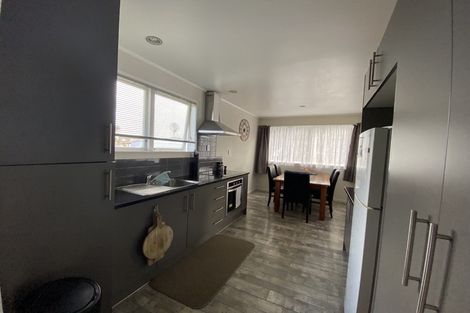Photo of property in 143a Rowandale Avenue, Manurewa, Auckland, 2102
