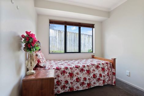 Photo of property in 18 Peninsula Road, Mangere, Auckland, 2022