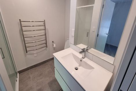 Photo of property in 9/3234 Great North Road, New Lynn, Auckland, 0600