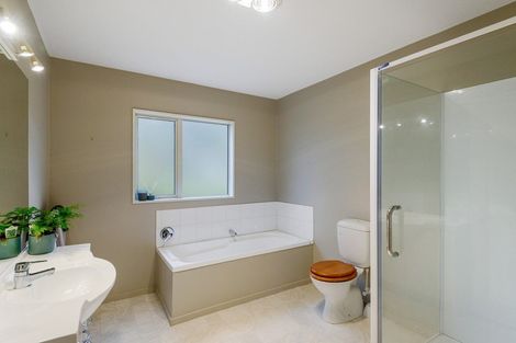 Photo of property in 22 Fineran Lane, Cashmere, Christchurch, 8022