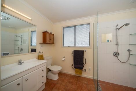 Photo of property in 8 Barrett Street, Westown, New Plymouth, 4310