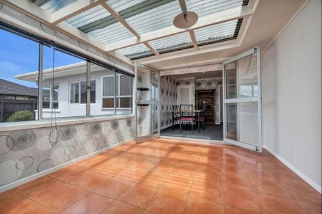 Photo of property in 5 Hori Street, Vogeltown, New Plymouth, 4310