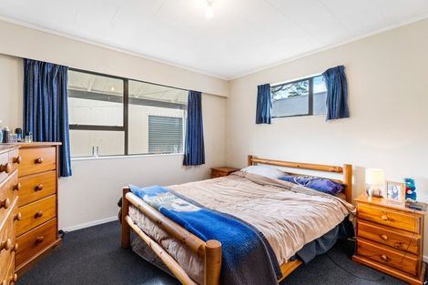 Photo of property in 2/79 Gemstone Drive, Birchville, Upper Hutt, 5018