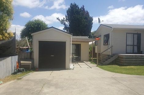 Photo of property in 31 Churchill Avenue, Manurewa, Auckland, 2102