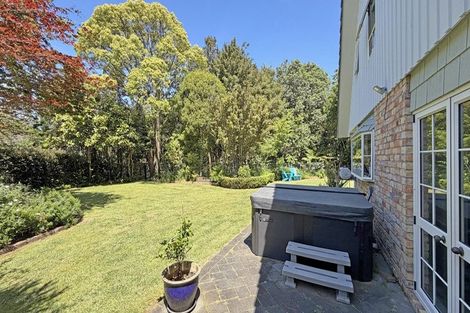 Photo of property in 35 Ravenstone Place, Chatswood, Auckland, 0626