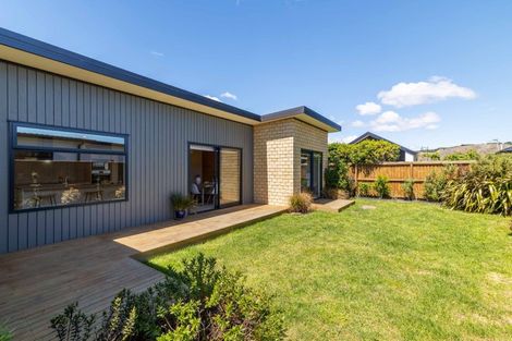 Photo of property in 5 Ruston Lane, Halswell, Christchurch, 8025