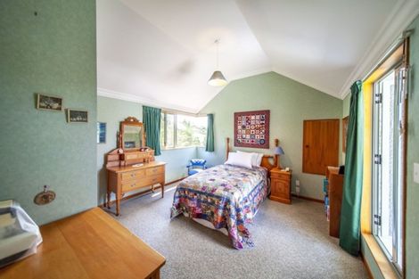 Photo of property in 71 Napier Terrace, Hospital Hill, Napier, 4110