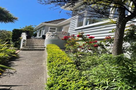Photo of property in 6 Burnham Street, Seatoun, Wellington, 6022