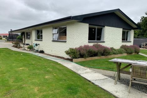 Photo of property in 68 Hillary Street, Winton, 9720