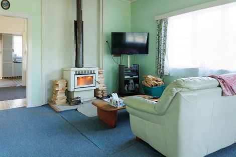 Photo of property in 135 Esplanade, Te Kuiti, 3910