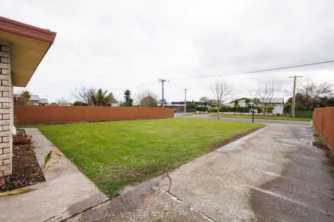 Photo of property in 15 Carthew Street, Feilding, 4702