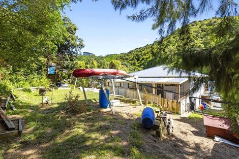 Photo of property in 65 Rangituhi Crescent, Takapuwahia, Porirua, 5022