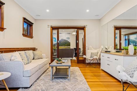 Photo of property in 6 Mcbratneys Road, Dallington, Christchurch, 8061