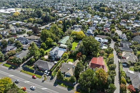 Photo of property in 48 Memorial Avenue, Ilam, Christchurch, 8053