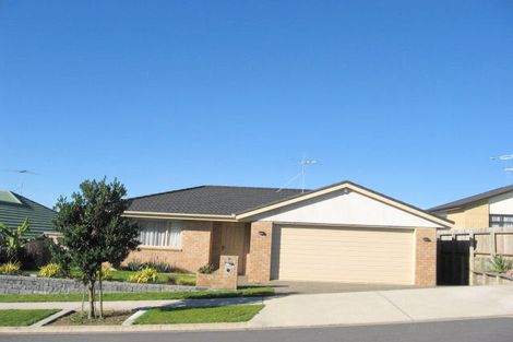 Photo of property in 5 Nanleen Rise, Manurewa, Auckland, 2105