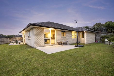 Photo of property in 66 Rosella Drive, Welcome Bay, Tauranga, 3112