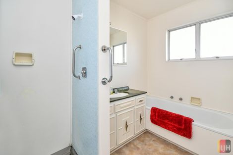 Photo of property in 1/17 Wood Street, Papakura, 2110