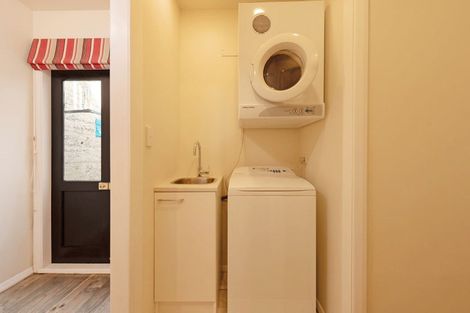 Photo of property in 249 Tinakori Road, Thorndon, Wellington, 6011