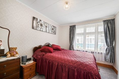 Photo of property in 27 Devon Street, Picton, 7220